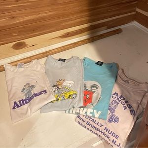 Skateboarding tees large lot (4)